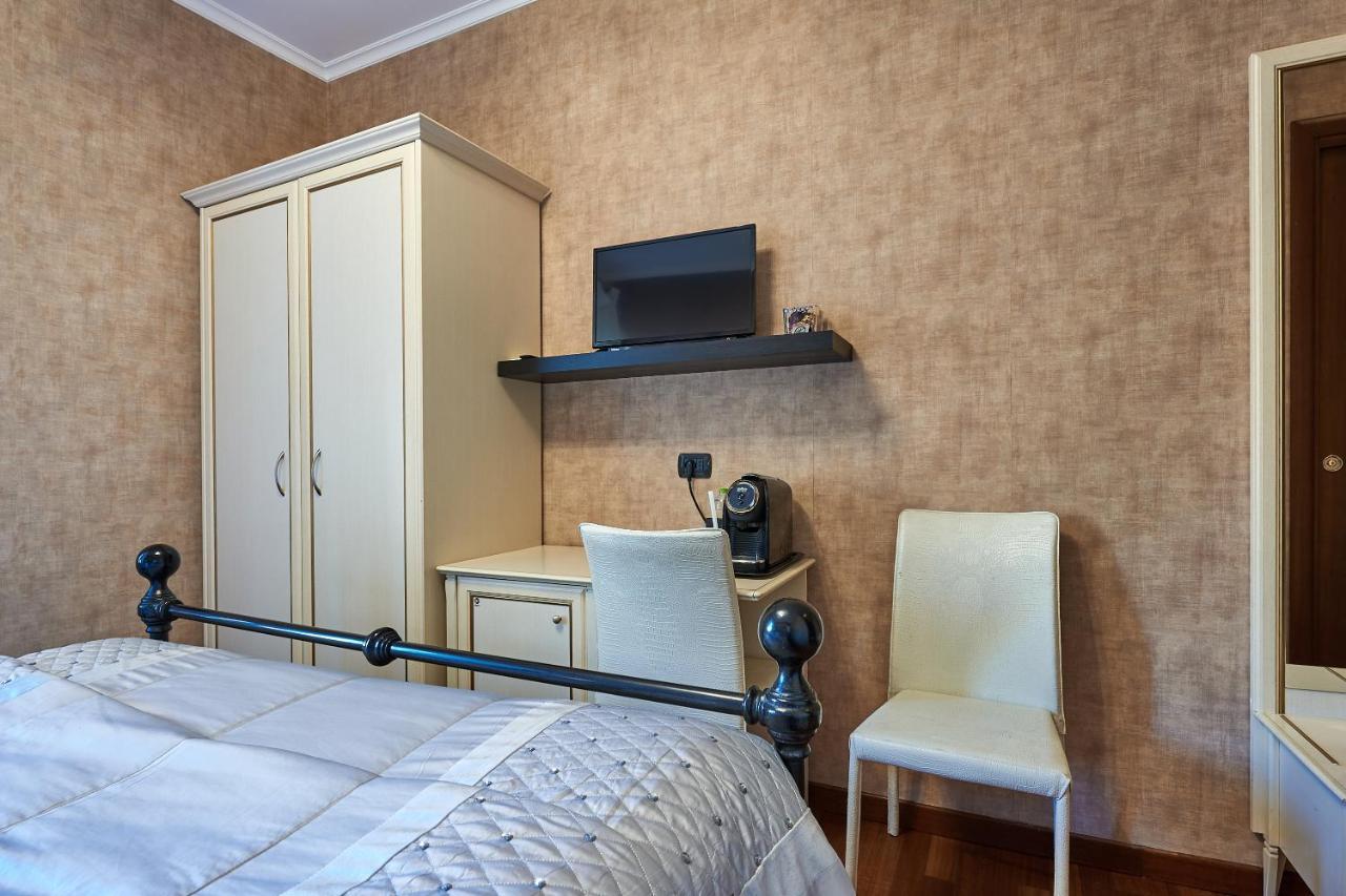 Le Suite Downtown Рим Экстерьер фото
